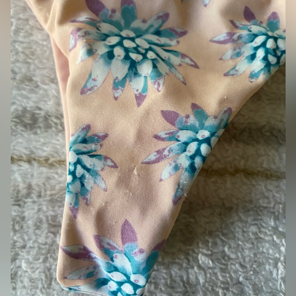 Tori Praver Medium bottoms! - Picture 3 of 4